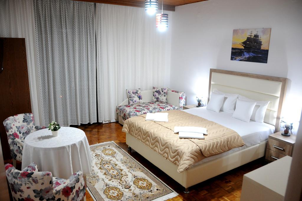 Guest House Smajlaga Улцинь Экстерьер фото